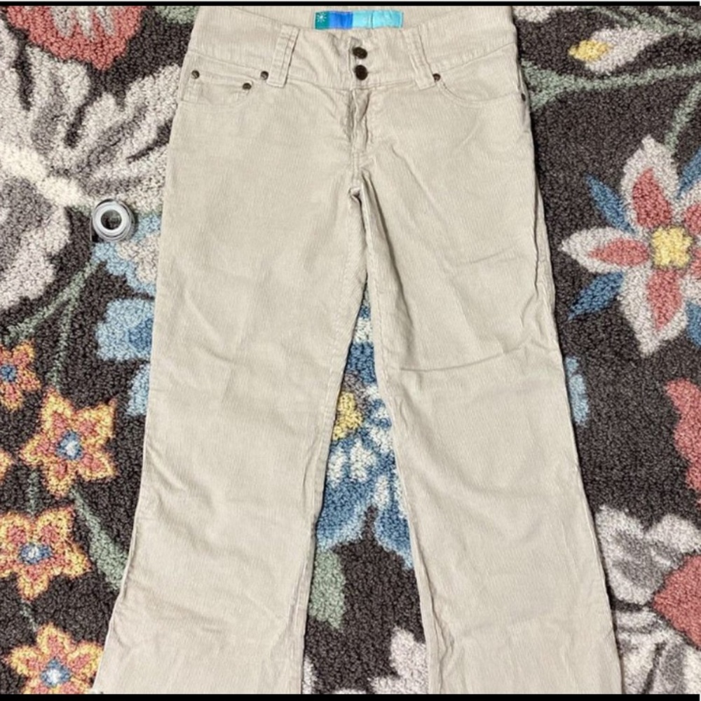 Delias corduroy straight leg low rise jeans